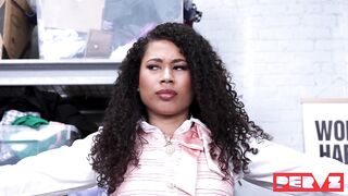 Skyla Sun - Shoplyfter