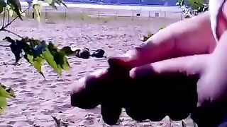 Flasher and screaming girl