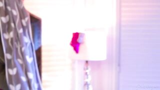 Charlie Valentine, Violet Voss - This Is MY Bed 02-04-2026