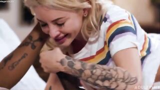 Comendo A Enteada Novinha E Logo Em Seguida A Namorada Milf - Legendado