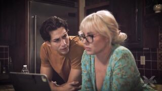 Stepmother seduces her stepson into passionate sexJessica RyanMissaX ????