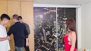 I FUCK 2 STRANGERS WHO WANT TO BUY MY HOUSE, THEY DOUBLE PENETRATE ME WITH SQUIRT AND MY HUSBAND