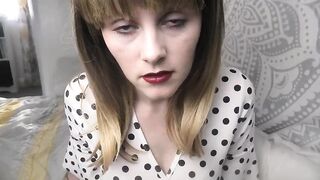 Sydney Harwin – Pushy Mom