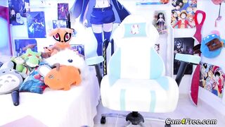 Solo Blonde Chick Close Up Wet Pussy Masturbation