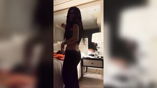 Mia Khalifa Night Time Bath Routine Video Leaked (Mathangi Arulpragasam)