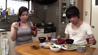 母とを眠らせて