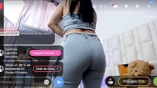 Twerking Hot Ass