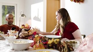 Giving Thanks – Cᴏdi Vᴏre -