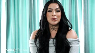 Latina Chicks Are The Best - Diamond Franco