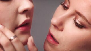 Sapphic Strap Less #25 [4K]