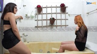 2 Ladies Have A SEXY Kiss