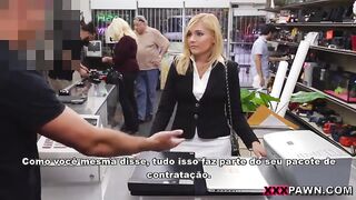 Mulher Demitida