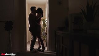 Sexy Latina Milf