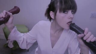 Sydney Harwin - Mom Addicted To Cum