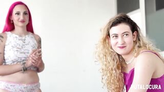 Astryd And Victoria Arias