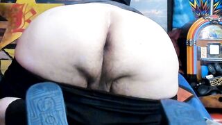 Chubby-Bear: Twerking & Shaking, Big-Fat-White-Ass !!!