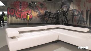 Malena si fa scopare da un enorme cazzo nero