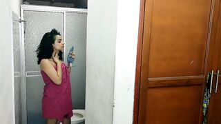 Latina slut hires a plumber and pays him by fucking him and swallowing his cum